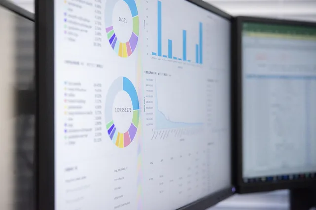 data, chart, graph, monitor, marketing, infographics, analyze, blue marketing, blue data, data, data, data, data, data, chart, graph, graph, marketing. Marketing data governance benchmarks: what to keep and what to drop