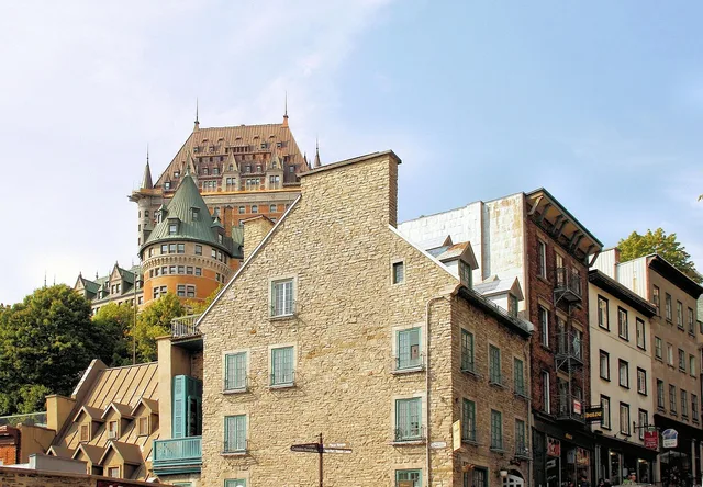 canada, quebec, vieux-quebec, chateau frontenac, street. What Quebec French Language Rules Mean for Marketing Automation Workflows